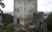 /album/fotogalerie-zricenina-hradu-choustnik-hrad-dvou-panu/choustnik-hrad-dvou-panu2-jpg/